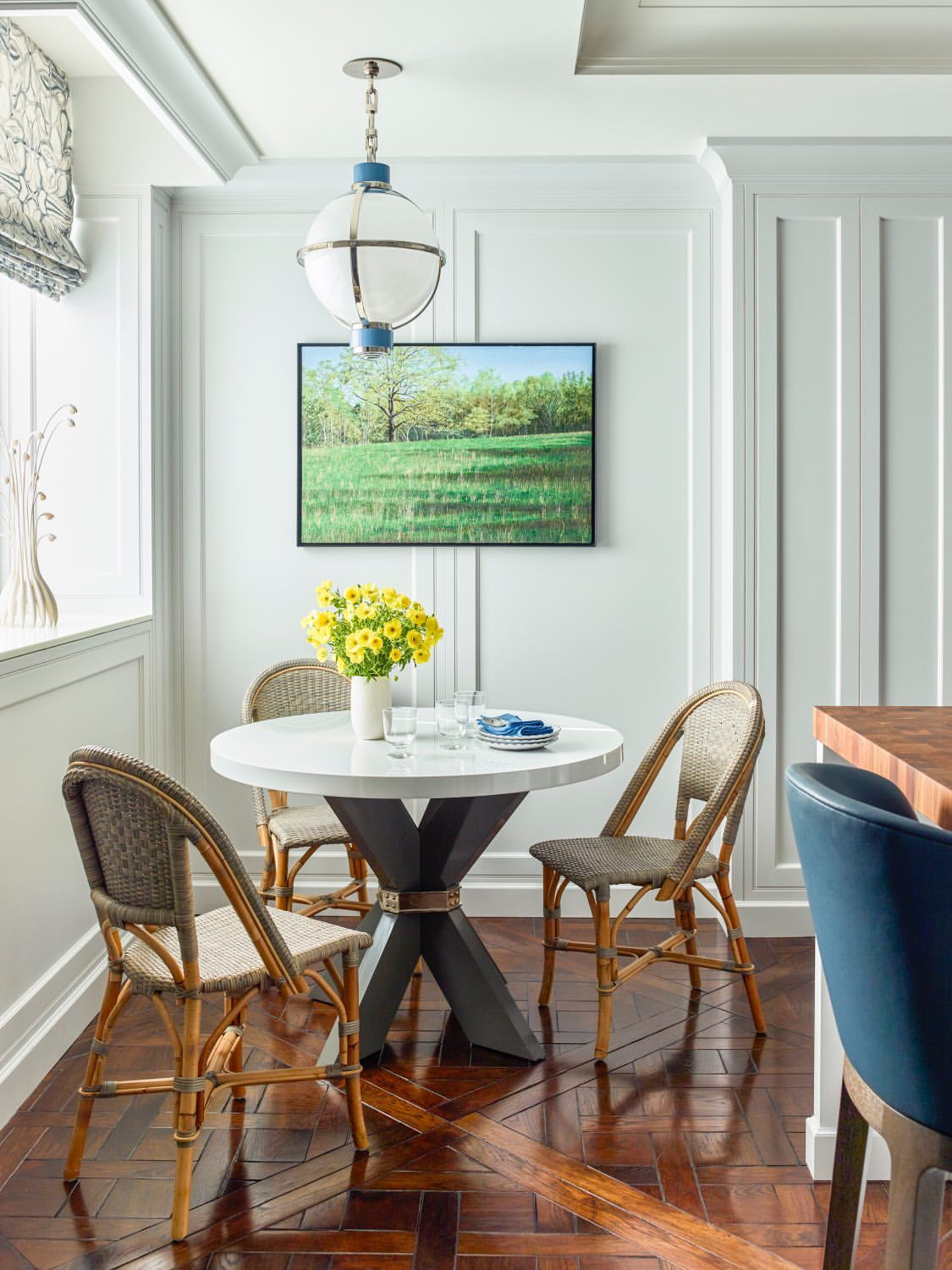 How To Add A Little Oomph To Your Apartment!