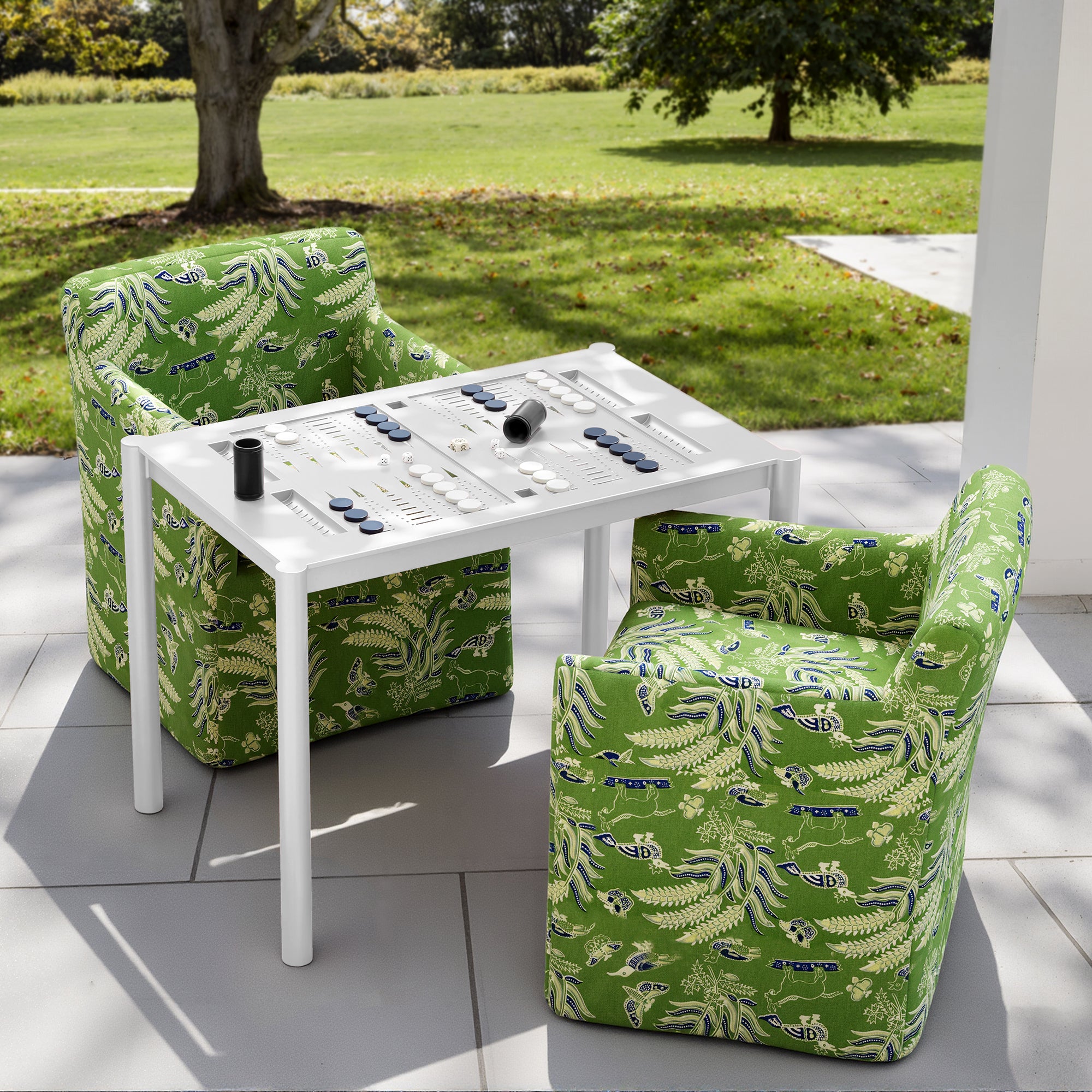 oomph Outdoor Upholstered Dining  and Game Chair