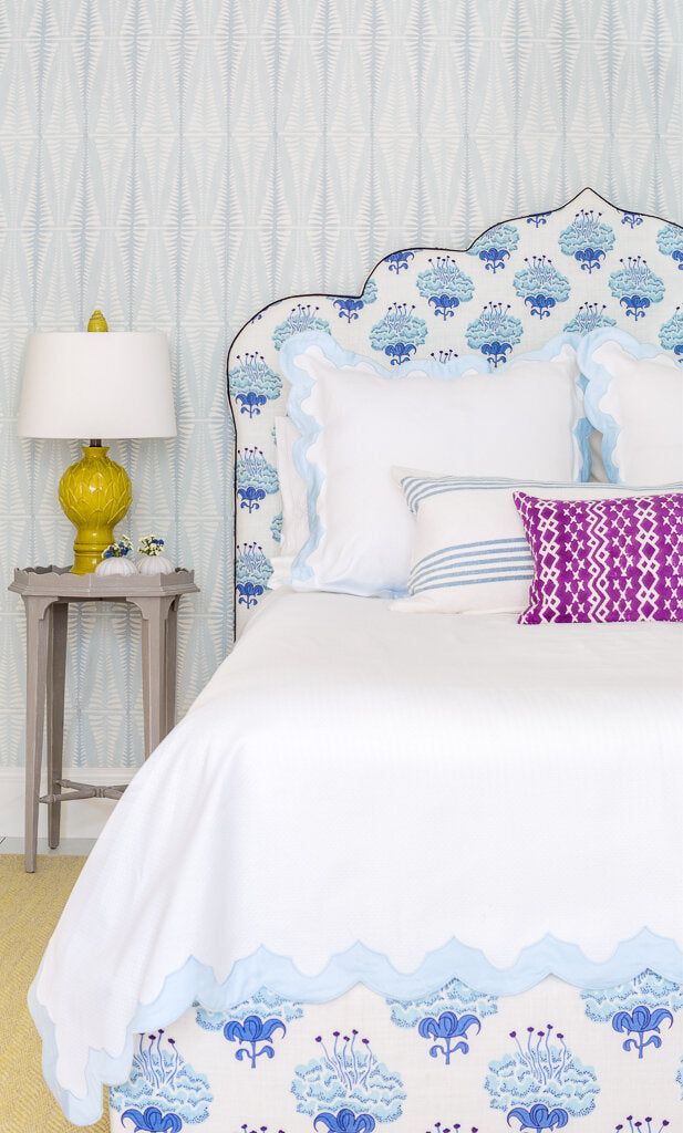 Casablanca Platform Bed