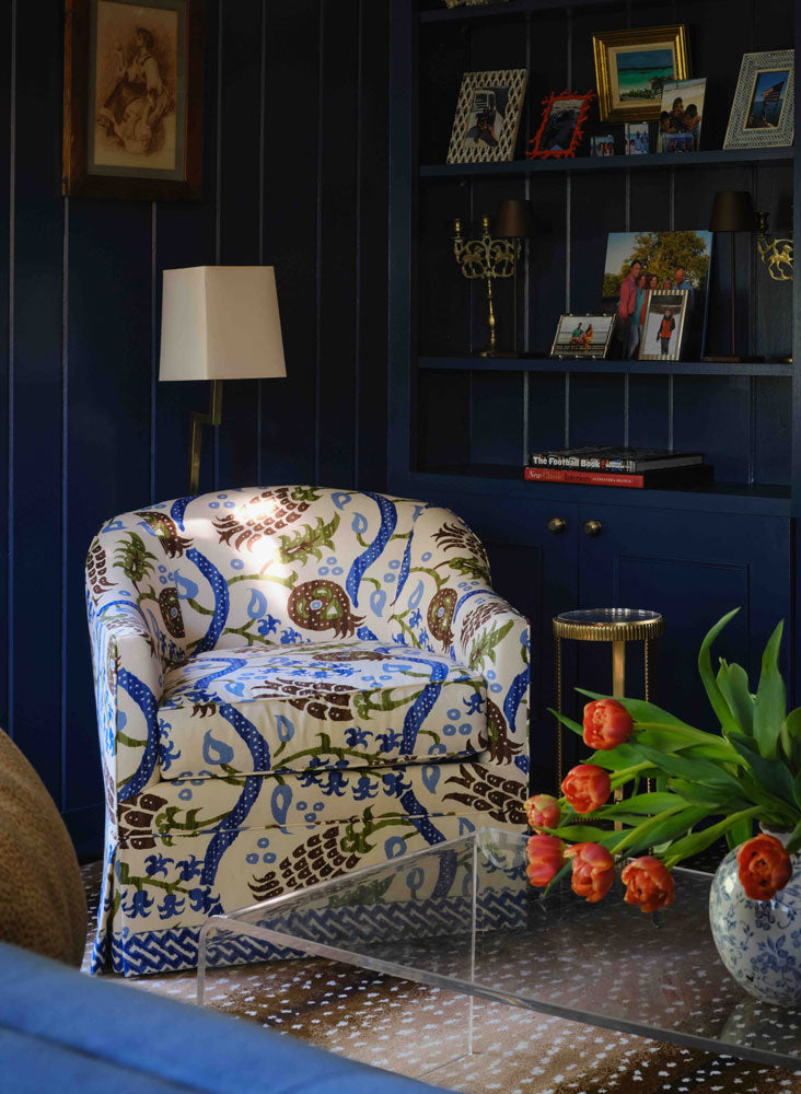 Madison Swivel Chair