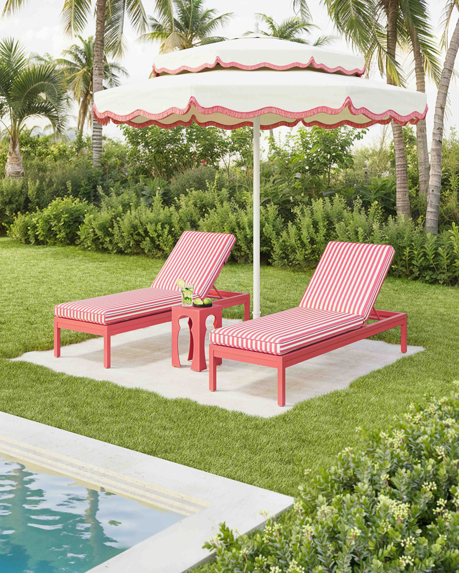 oomph Outdoor Chaise